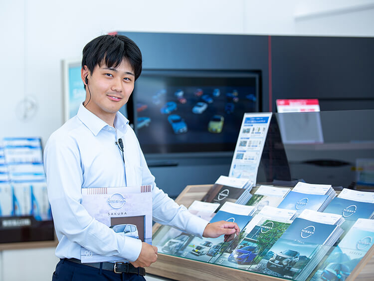 日産大阪販売株式会社 | 四條畷店 | スタッフ写真